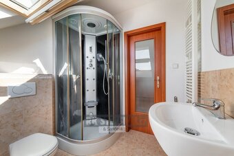Prodej rodinného domu (207 m2), zahrada 942 m2 - Pacov, Tábo - 17