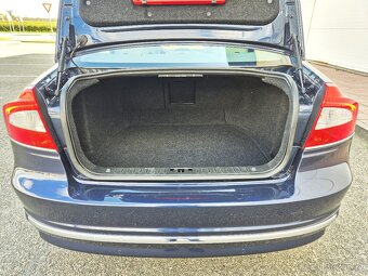 VOLVO S80 D4 120 KW 5 VÁLEC XENON NAVI MANUÁL 1MAJITEL - 17