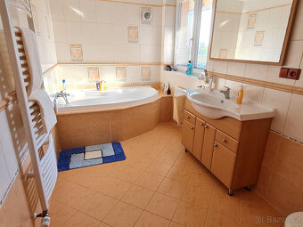 Ihned k nastĕhováni rodinný  dům  245 m², pozemek 1 547 m² - 17