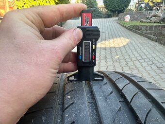 Originální použitá sada kol 20"- Letní pneu 255/35R20 97Y - 17