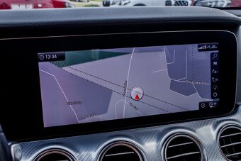 Mercedes-Benz E trieda Kombi 220 d All-Terrain 4MATIC A/T - 17