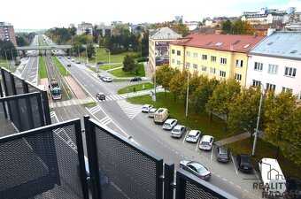 Pronájem novostavby bytu 1+kk s balkonem v centru Olomouce,  - 17