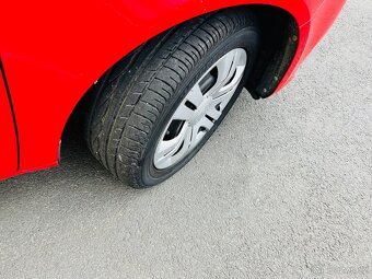 ŠKODA FABIA 1.2 i NAJETO JEN 37 TIS KM - 17