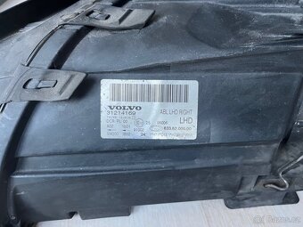 Volvo V70 III 2.4 D5 - náhradní díly - 17