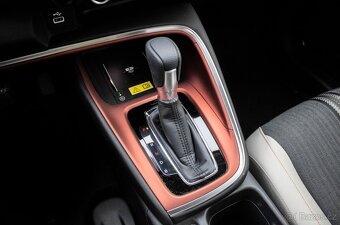 Honda HR-V E:HEV 1.5 i-MMD (2024) - 17