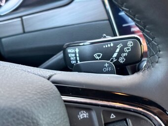Škoda Superb 3 kombi 2.0 TDI 140kW DSG 4x4 Style, ČR - 17