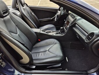 MB SLK 200K 135KW ⭐ XENON - VÝHŘEV -- OFUK KRKU - 2 SADY KOL - 17