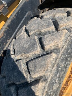 Kolový traktor-bagr Caterpillar 434E - 17