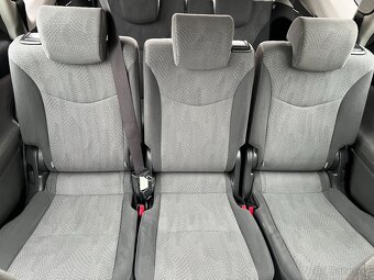 Toyota Prius, 1.8 i 73kW HYBRID 7 MÍST - 17