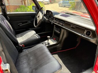 Mercedes-Benz 200D W114, automat - 17