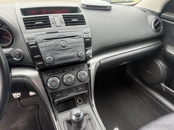 Mazda 6 (GH) COMBI Facelift 2.5i 125kW najeto 162700 km - 17