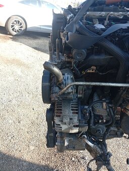 PEUGEOT 4007, CITROEN C-CROSSER MOTOR 2,2HDI 4HN 115KW - 17