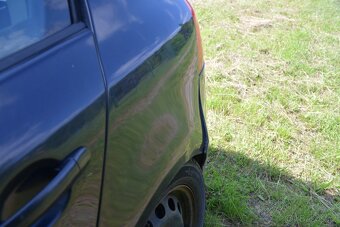 Prodám vw golf 5 1.6 fsi 85 kw na díly nebo kutila - 17