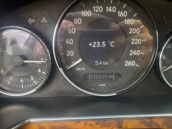 Mercedes Benz CLS500 V8 Benzin+LPG Navi Nová STK xeno - 17