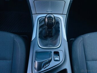 Opel Insignia 2.0CDTI MANUÁL VÝHŘEV SERVISKA BEZ AD BLUE - 17