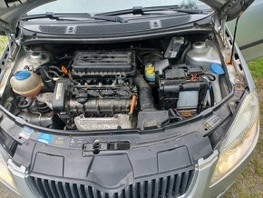 Škoda Fabia 2 kombi  1.4 16v 63kw  r.2009 - 17