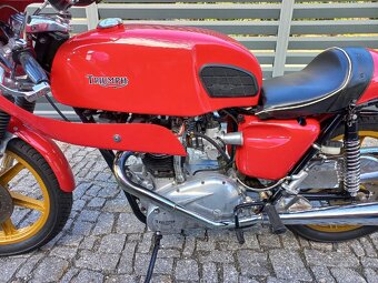 Triumph Bonneville T120R r.v.1969 s Doklady - 17