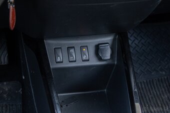 Dacia Spring 26.8 kWh Expression / Nelakované - 17