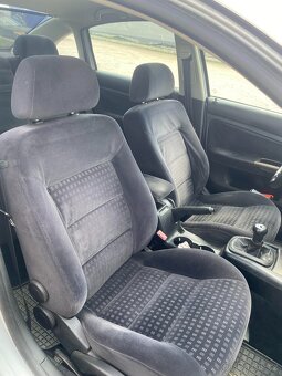Predám vw Passat 1,9 Tdi 96kw, rv 2004 - 17
