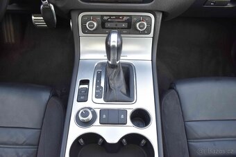 Volkswagen Touareg, 3.0TDi.R-LINE.PANORAMA.DPH,139t.KM - 17
