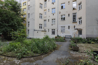 Pronájem bytu 2+1, 48 m² - Praha - Žižkov - 17