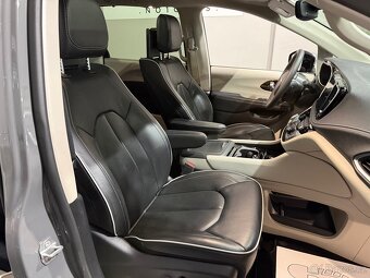 Chrysler Pacifica 3,6 V6 AWD LIMITED TV 360 - 17