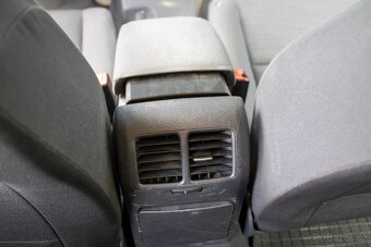 Volkswagen GOLF 1,9 TDI Trendline /AJ NA SPLÁTKY/ - 17