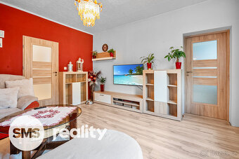 Prostorný rodinný dům 186 m², 2 bytové jednotky, zahrada, ba - 17