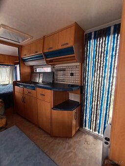 Obytný karavan Hobby 440 de luxe - 17
