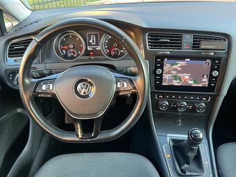 VW GOLF 7 1.6TDI 85KW /FULL-LED/APPLE-CAR/2.MAJITEL/ČR - 17