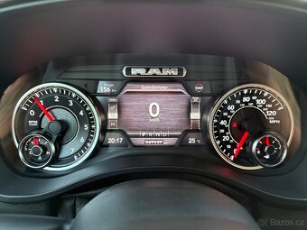 DODGE RAM 1500  LARAMIE LPG HEMI - 17