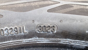 Letní pneu 235/50/19 Continental - 17