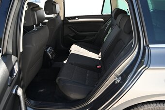 Volkswagen Passat 1.6TDI 88KW Comfortline 6/2015 - 17