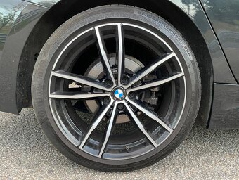 BMW 320d M Sport xDrive, AT, LED, NAVI, kamera, DPH - 17