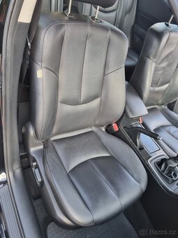 Mazda 6 2,5 TOP, 1.MAJITEL, XENONY, BOSE, PAMĚŤ SEDADLA - 17