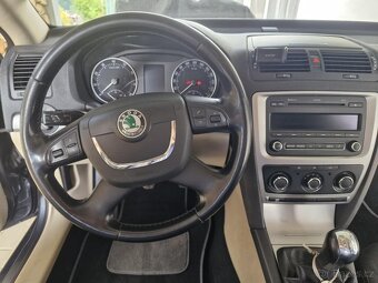 Škoda OCTAVIA II, kombi - 17