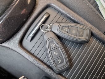 Ford Focus - 17