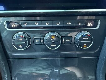 Volkswagen Golf,  1.4 Tsi 110KW HIGHLINE ,LED - 17