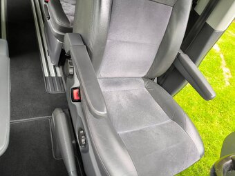 Multivan T5 103kw Highline - 17