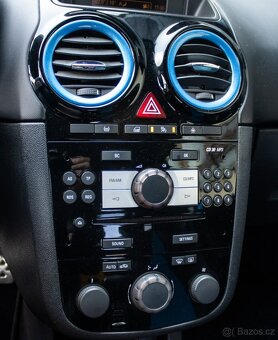 Opel Corsa 1.6 Turbo OPC - 17