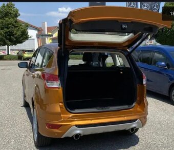 Ford Kuga 2,0TDCi 132kW Titanium 4x4 INDIVIDUAL - 17