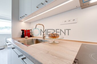 Pronájem bytu 1+kk,  34m² - Praha - Žižkov - 17