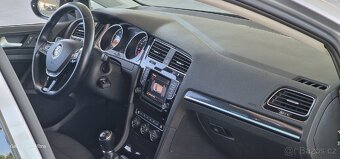 VW Golf VII Variant 1,4 TSI 90KW 2013 HIGHLINE KRÁSNÝ STAV - 17