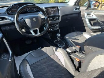 Peugeot 2008 1.2T 81kw AT Allure - 17