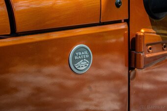 Jeep Wrangler Mountain 3,8 V6 LPG A/T 4x4 aj na splátky - 17