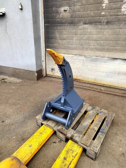 Lžíce na bagry a minibagry - 17