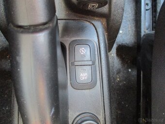 FIAT DOBLO 1,6MJTD 66kw 11/2011 7MÍST, BEZ KOROZE - 17