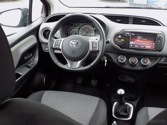 Toyota Yaris 1.0 VVTi serviska, ALU, kamera - 17