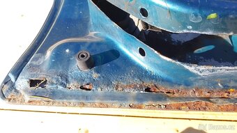 Ford Ranger: Dveře LZ zelené 1tis - 17