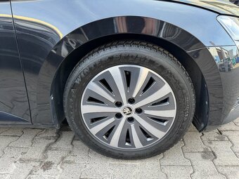 Škoda Superb 3 2.0 TDI 110kW DSG Matrix LED ACC Kamera Navi - 17
